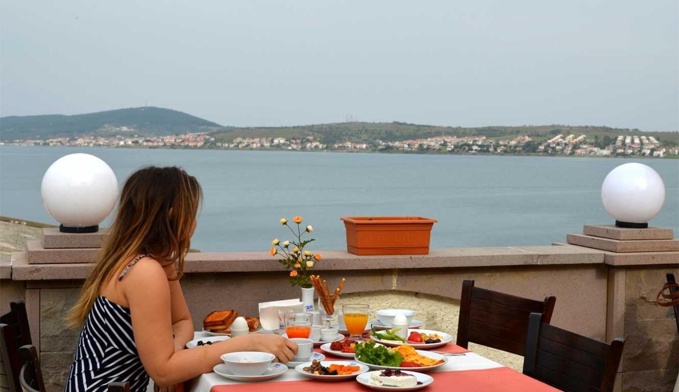 Ayvalik Palas Hotel فندق